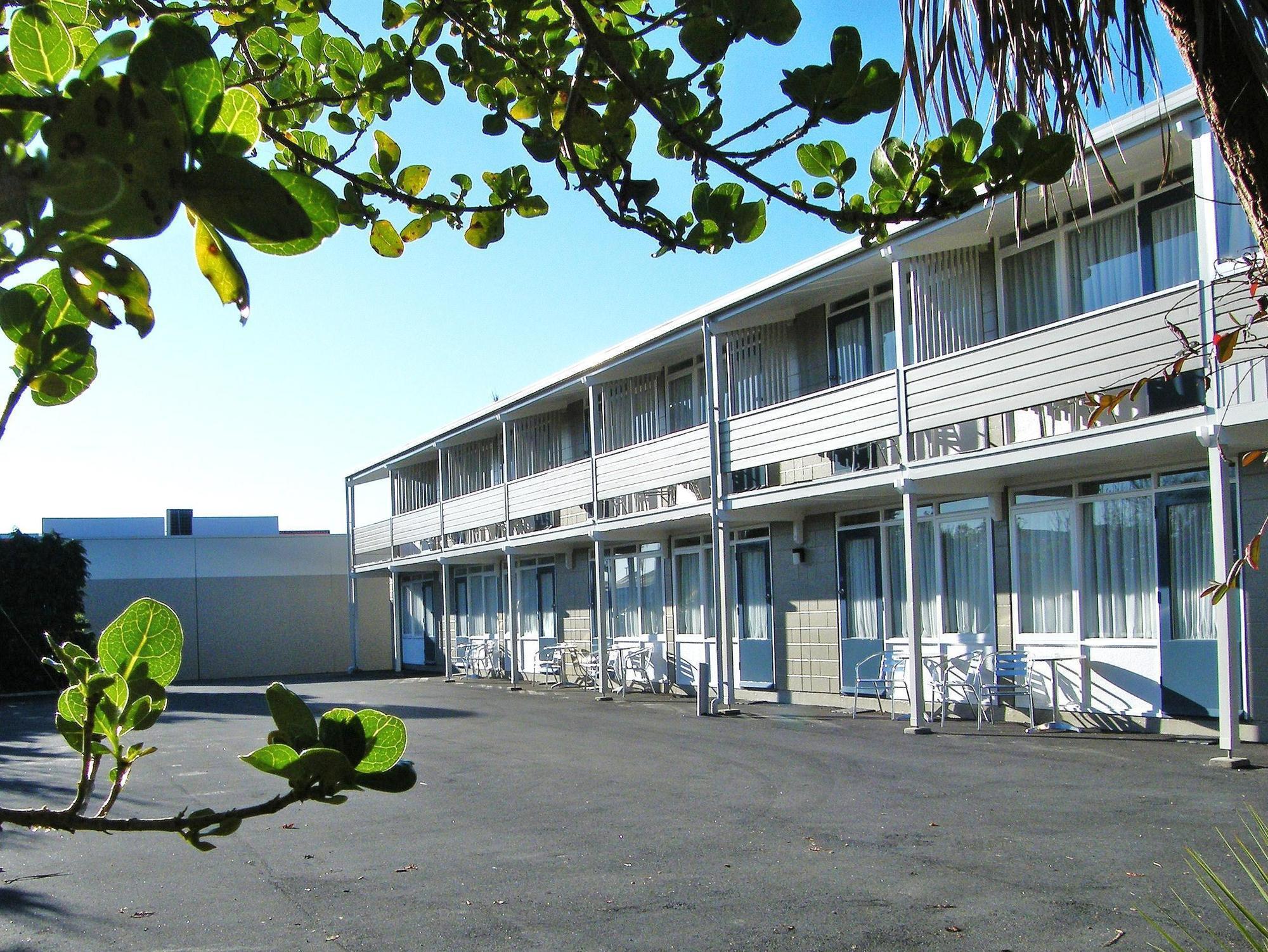 Westport Motels Exterior photo